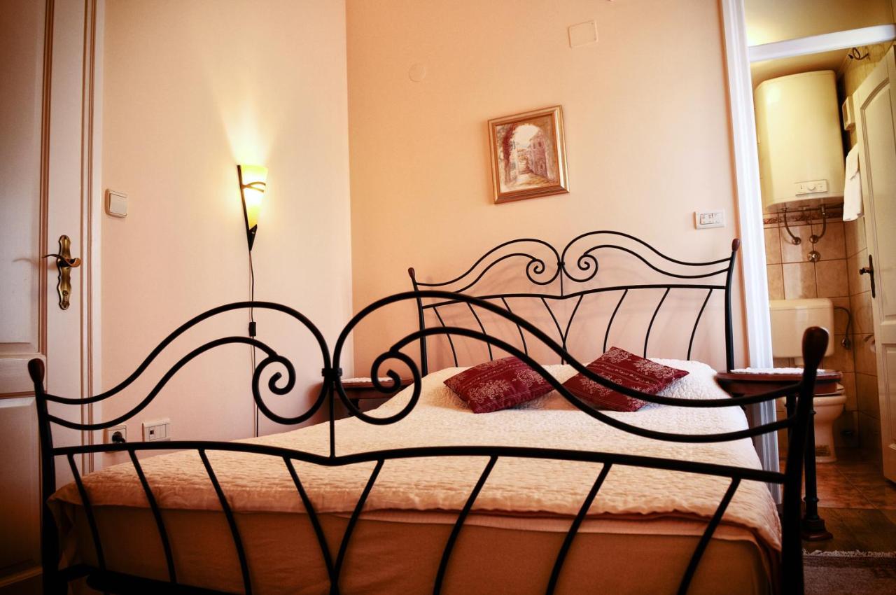 Apartments Villa Devana Abbazia Esterno foto